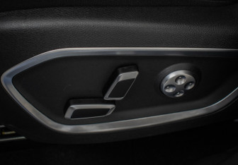 Подержанный автомобиль Geely Tugella 2022 года (21 фото)