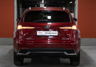 Подержанный автомобиль Lexus NX 2020 года (6 фото)