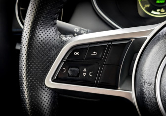 Подержанный автомобиль Evolute i-JOY 2023 года (28 фото)