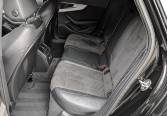 Подержанный автомобиль Audi A4 allroad 2019 года (18 фото)