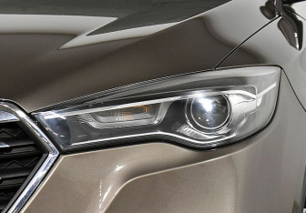 Подержанный автомобиль FAW Besturn X80 2020 года (5 фото)