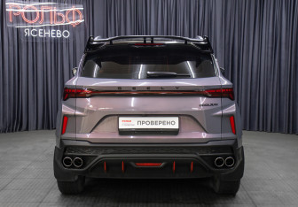 Подержанный автомобиль Geely Coolray 2023 года (6 фото)