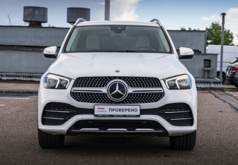 Подержанный автомобиль Mercedes-Benz GLE 2021 года (2 фото)
