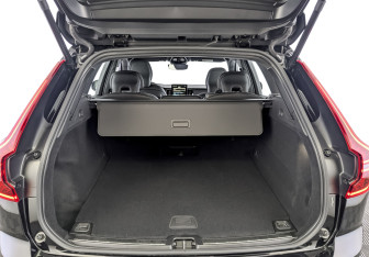 Новый Volvo XC60 2025 (8 фото)