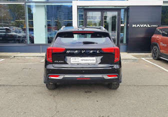 Подержанный автомобиль Haval Jolion 2022 года (6 фото)