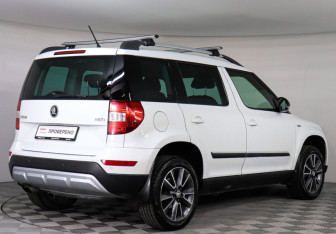 Подержанный автомобиль Skoda Yeti 2016 года (5 фото)