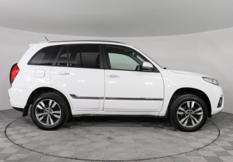 Подержанный автомобиль Chery Tiggo 3 2017 года (4 фото)
