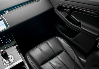 Подержанный автомобиль Land Rover Range Rover Evoque 2020 года (25 фото)