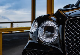 Подержанный автомобиль Bentley Bentayga 2021 года (24 фото)