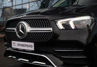 Подержанный автомобиль Mercedes-Benz GLE 2019 года (30 фото)