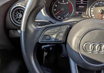 Подержанный автомобиль Audi A3 Sedan 2020 года (30 фото)