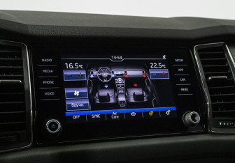 Подержанный автомобиль Skoda Kodiaq 2018 года (17 фото)