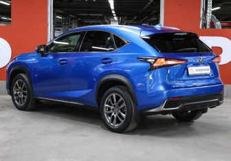Подержанный автомобиль Lexus NX 2018 года (7 фото)