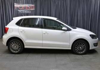 Подержанный автомобиль Volkswagen Polo Hatchback 2012 года (4 фото)