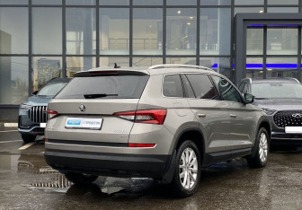 Подержанный автомобиль Skoda Kodiaq 2019 года (5 фото)