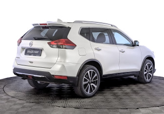 Подержанный автомобиль Nissan X-Trail 2019 года (5 фото)