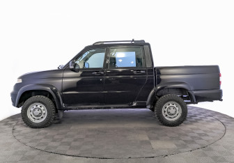 Подержанный автомобиль УАЗ Pickup 2023 года (8 фото)
