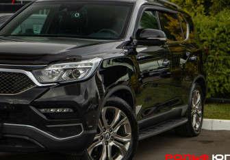 Подержанный автомобиль SsangYong Rexton 2019 года (23 фото)