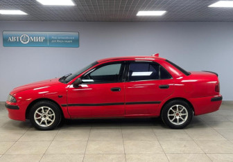 Подержанный автомобиль Mitsubishi Carisma Sedan 1999 года (8 фото)