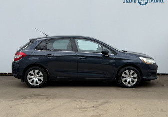 Подержанный автомобиль Citroen C4 Hatchback 2012 года (4 фото)