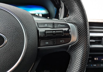 Подержанный автомобиль Kia K5 2021 года (29 фото)