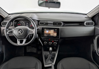 Подержанный автомобиль Renault Duster 2021 года (14 фото)