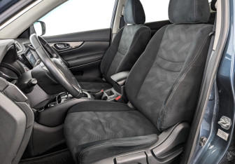 Подержанный автомобиль Nissan X-Trail 2016 года (20 фото)