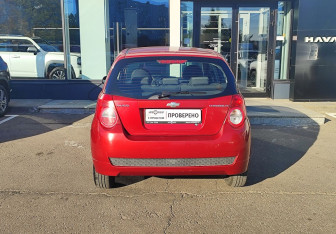 Подержанный автомобиль Chevrolet Aveo Hatchback 2010 года (6 фото)