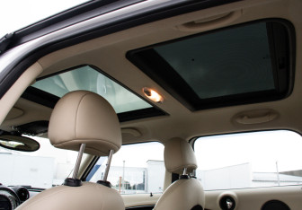 Подержанный автомобиль MINI Countryman 2013 года (11 фото)
