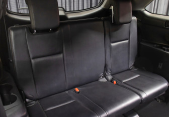 Подержанный автомобиль Toyota Highlander 2013 года (12 фото)