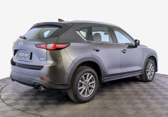 Подержанный автомобиль Mazda CX-5 2024 года (5 фото)