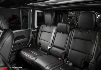 Новый Jeep Wrangler 2025 (11 фото)