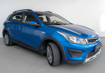 Подержанный автомобиль Kia Rio Hatchback 2020 года (3 фото)