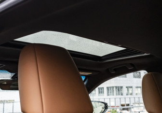 Подержанный автомобиль Lexus ES 2021 года (19 фото)