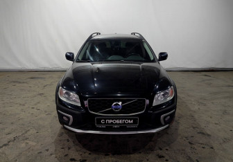Подержанный автомобиль Volvo XC70 2014 года (2 фото)