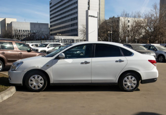 Подержанный автомобиль Nissan Almera Sedan 2017 года (6 фото)