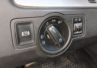 Подержанный автомобиль Volkswagen Passat Wagon 2008 года (17 фото)
