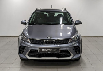 Подержанный автомобиль Kia Rio Hatchback 2020 года (2 фото)