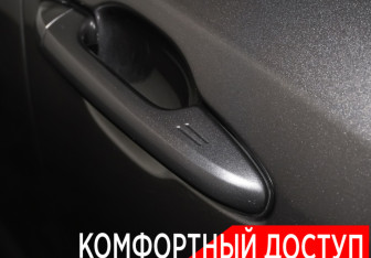 Подержанный автомобиль Toyota Highlander 2014 года (23 фото)