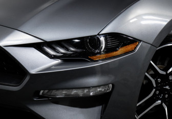 Подержанный автомобиль Ford Mustang Coupe 2021 года (16 фото)