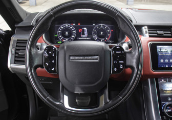 Подержанный автомобиль Land Rover Range Rover Sport 2020 года (17 фото)