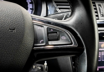 Подержанный автомобиль Skoda Rapid Liftback 2018 года (26 фото)