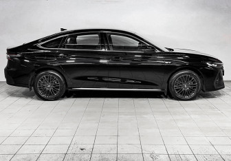 Подержанный автомобиль Chery Arrizo 8 2024 года (4 фото)