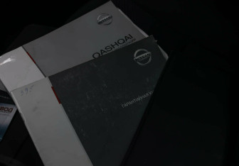 Подержанный автомобиль Nissan Qashqai 2012 года (11 фото)