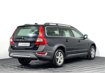 Подержанный автомобиль Volvo XC70 2008 года (5 фото)