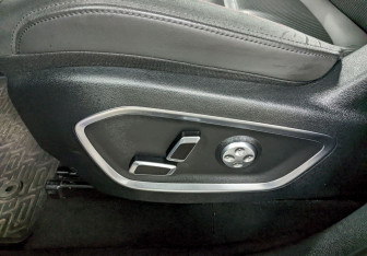 Подержанный автомобиль Geely Tugella 2021 года (15 фото)