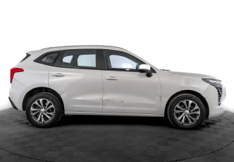 Подержанный автомобиль Haval Jolion 2023 года (4 фото)