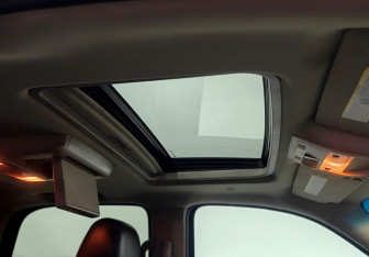 Подержанный автомобиль Chevrolet Tahoe 2013 года (18 фото)