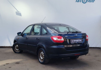 Подержанный автомобиль LADA (ВАЗ) Granta Liftback 2014 года (6 фото)