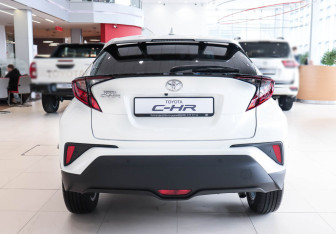 Новый Toyota C-HR 2023 (4 фото)
